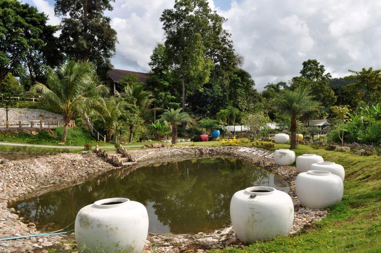 Silver Garden Resort Suan Phueng Extérieur photo